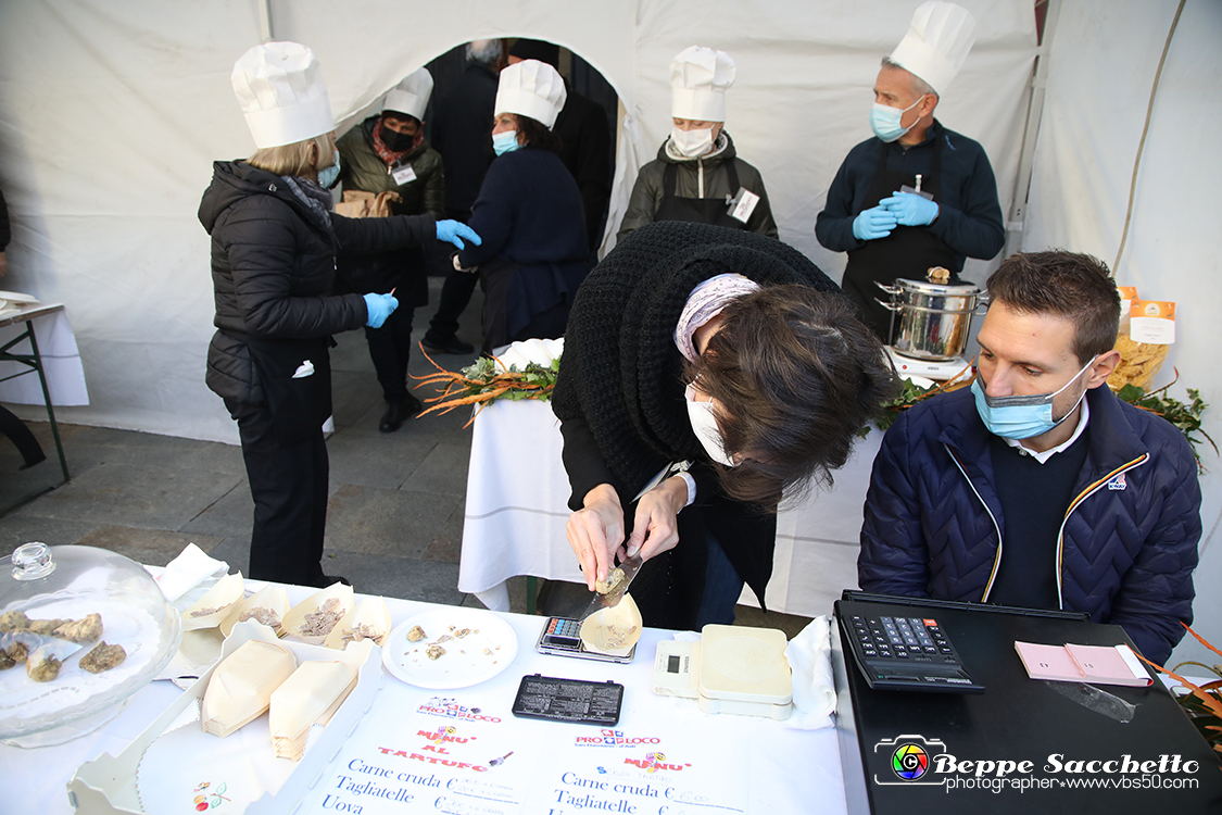 VBS_6155 - 10.ma Fiera Nazionale del Tartufo e Fiera dei Santi.jpg